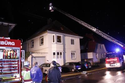 Neuenbuerg: Kaminbrand loest Einsatz fuer die Feuerwehr aus